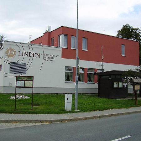 Linden Restaurant&Pension Brno Extérieur photo